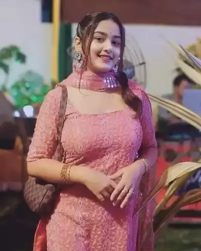 Call Girls New Friends Colony Cash On Delivery